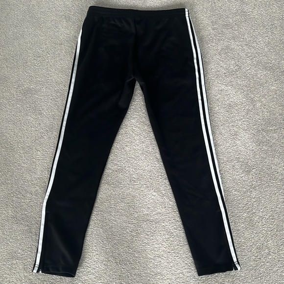 Ladies Adidas Track Pants - Picture 5 of 9